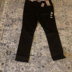 Women’s Levi’s 311